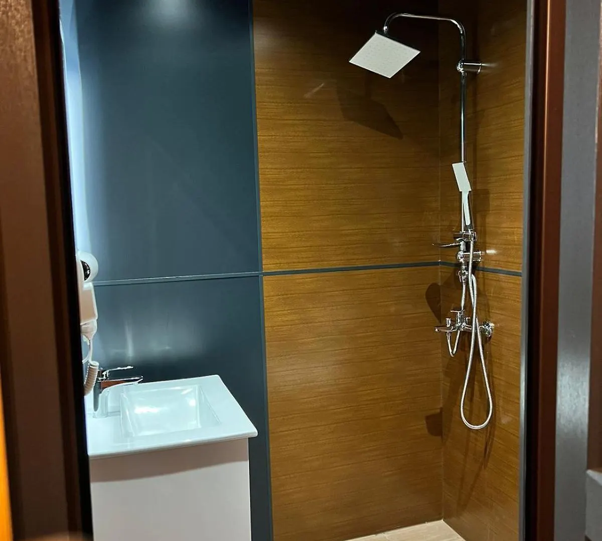Empire Resort Villas Kukes